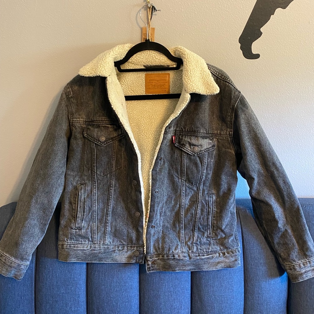 Grey Levi’s Sherpa Jacket